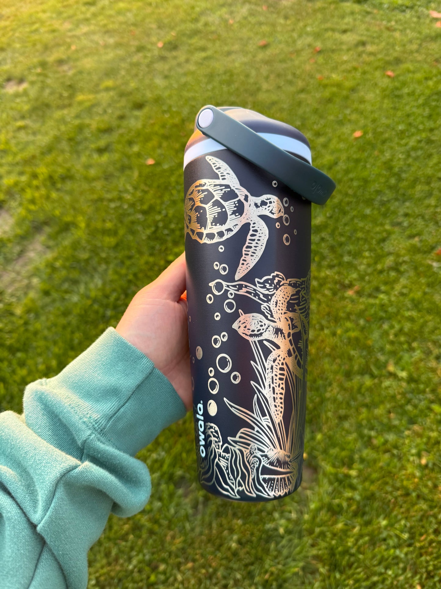 Custom Engraved Owala Sway Tumbler – 30 / 40 oz