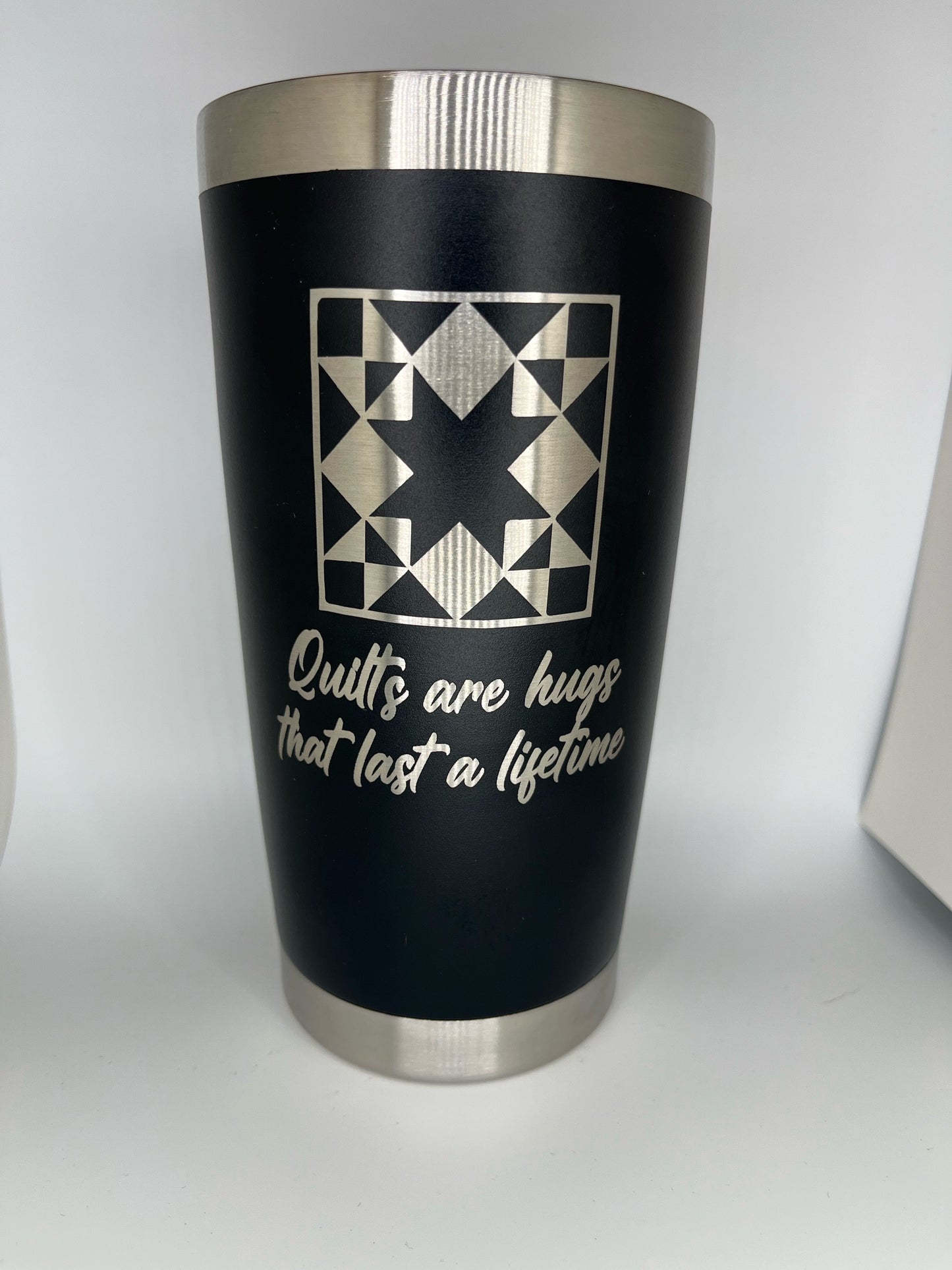 Quilts are hugs 20 oz coffee tumbler