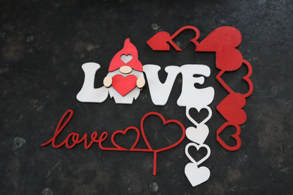 Hearts Valentine’s Day sign for door and window trim seasonal sign