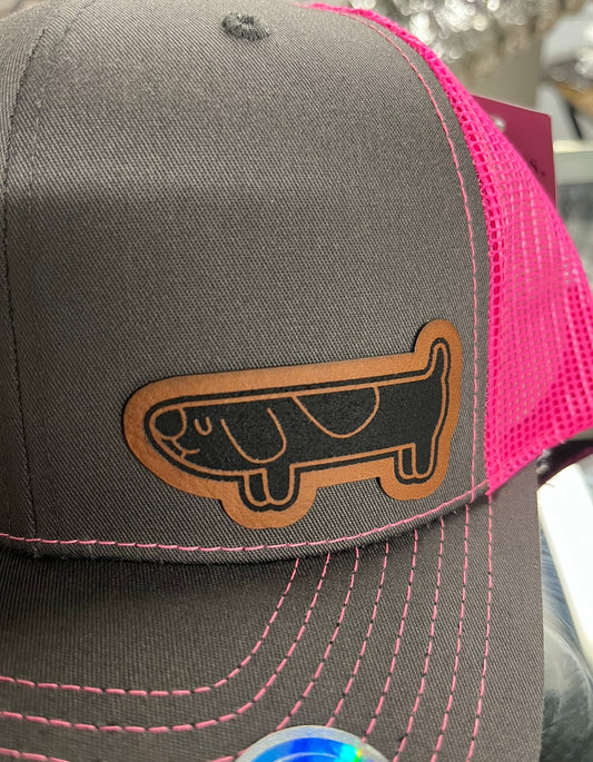 Long dog shaded leather patch hat