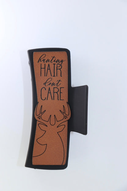 Hunting hair clip with leather pattern large
