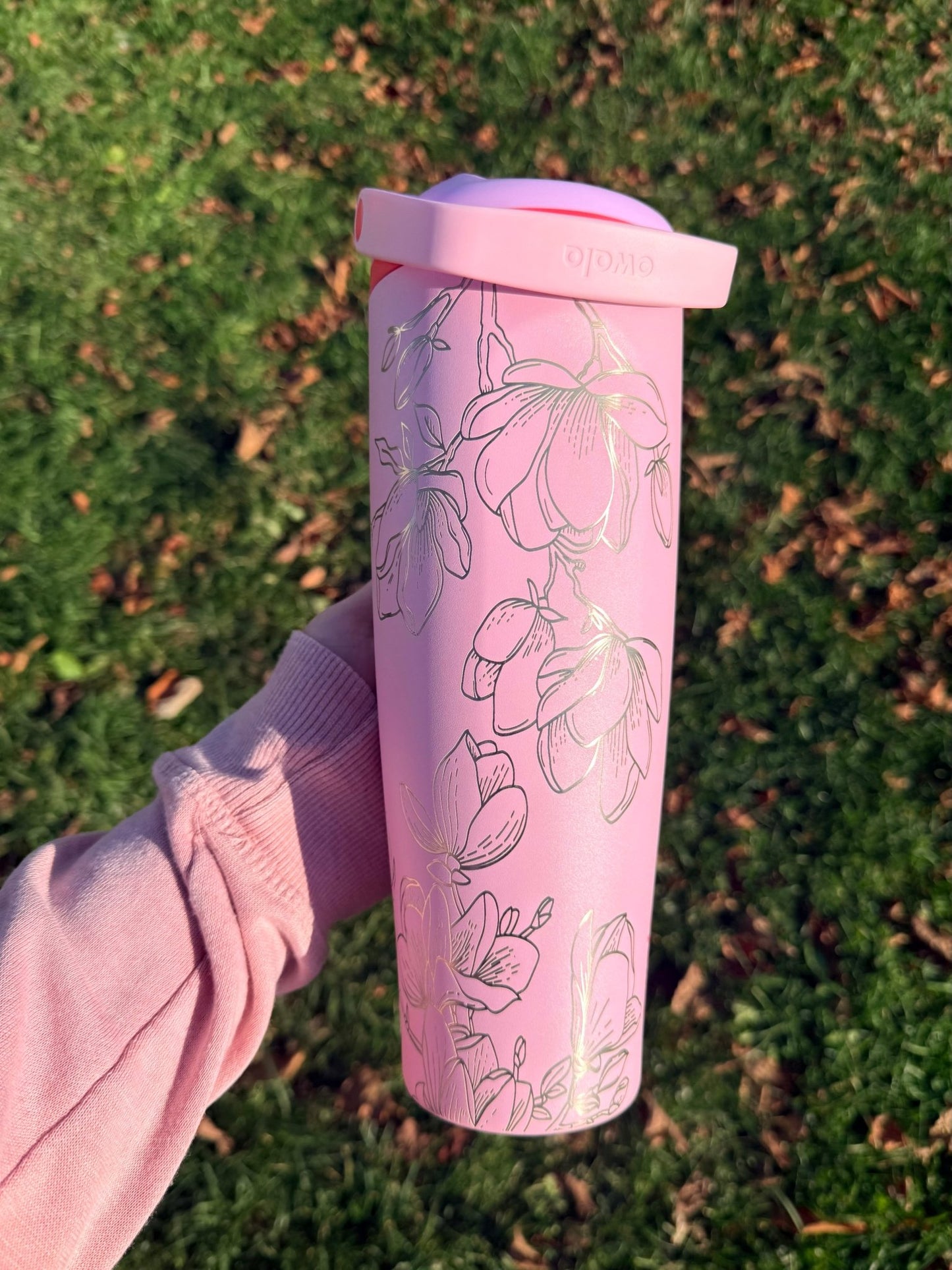 Customized Owala Freesip | Strawberry Shortcake Color | Name Added | 30 or 40 oz - Western Petal Design