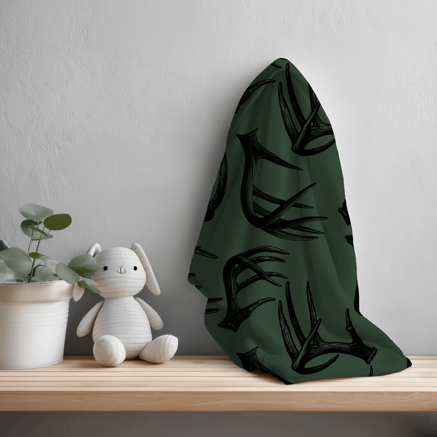 Green Antlers seamless file - Western Petal Design