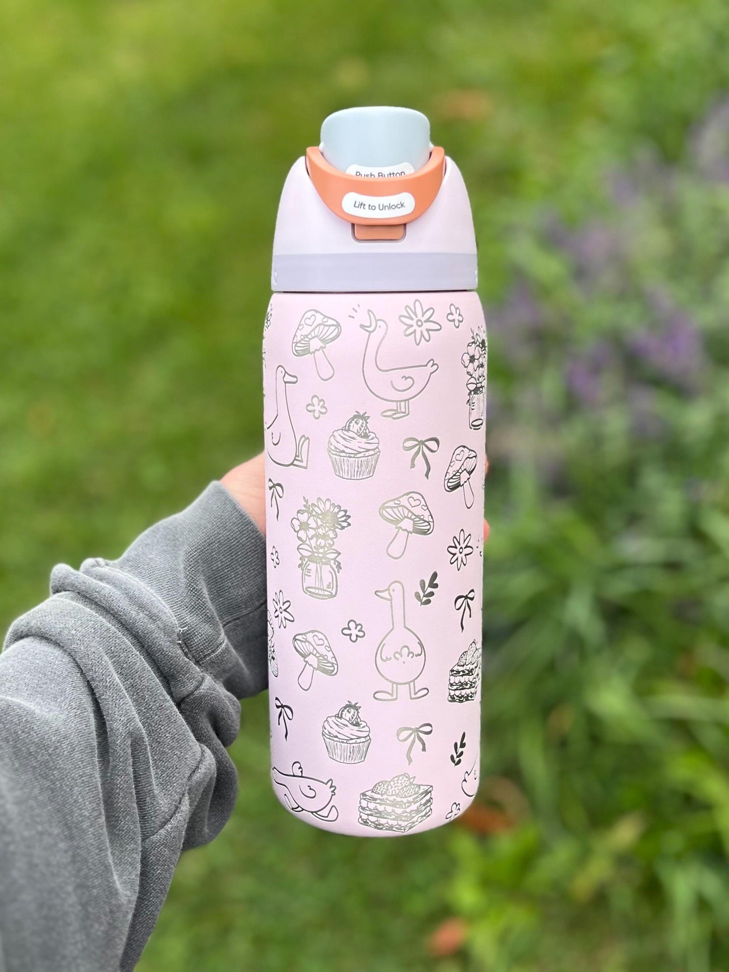 Engraved Owala Tumbler, Whimsical Goose Floral Water Bottle, Cute Cottagecore Owala Cup, Mushroom Bow Design, 24 32 oz Gift